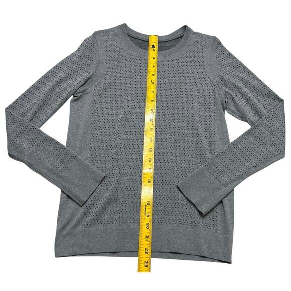 Lululemon Women’s Breeze By Long Sleeve Squad Activewear Shirt in Slate Gray - 8 - Picture 6 of 7